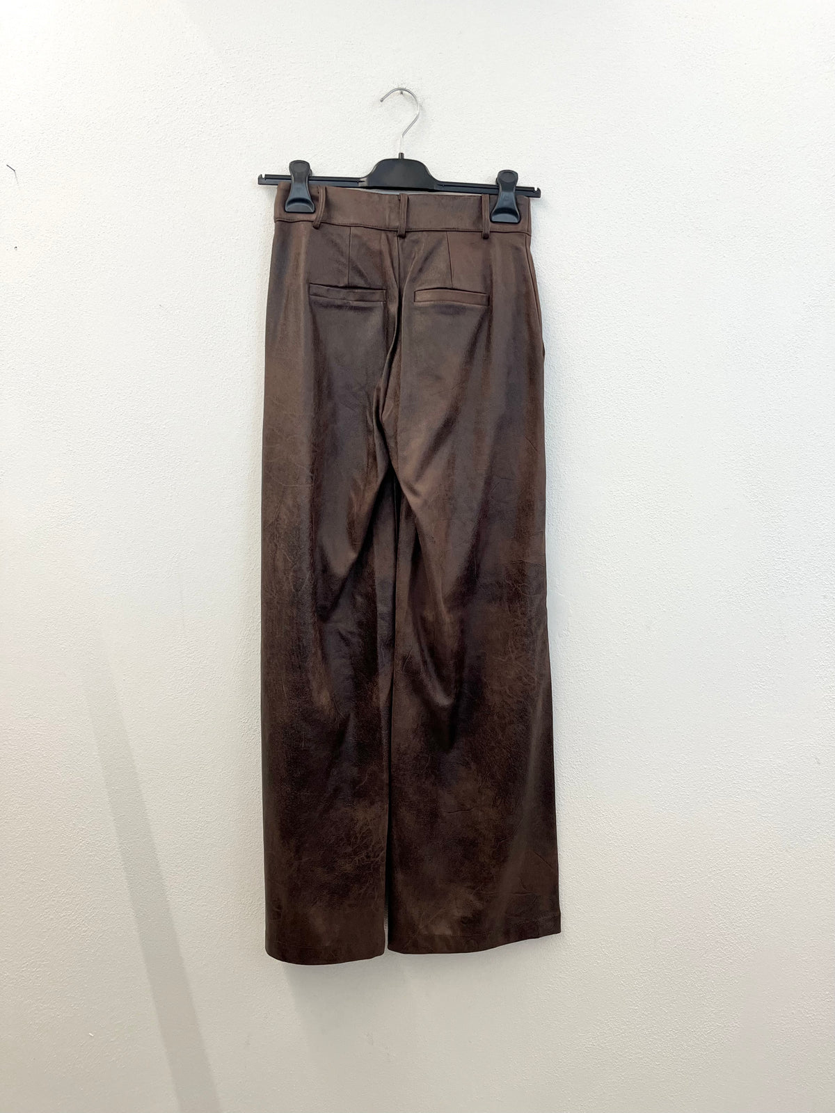 Pantaloni Moki B effetto pelle