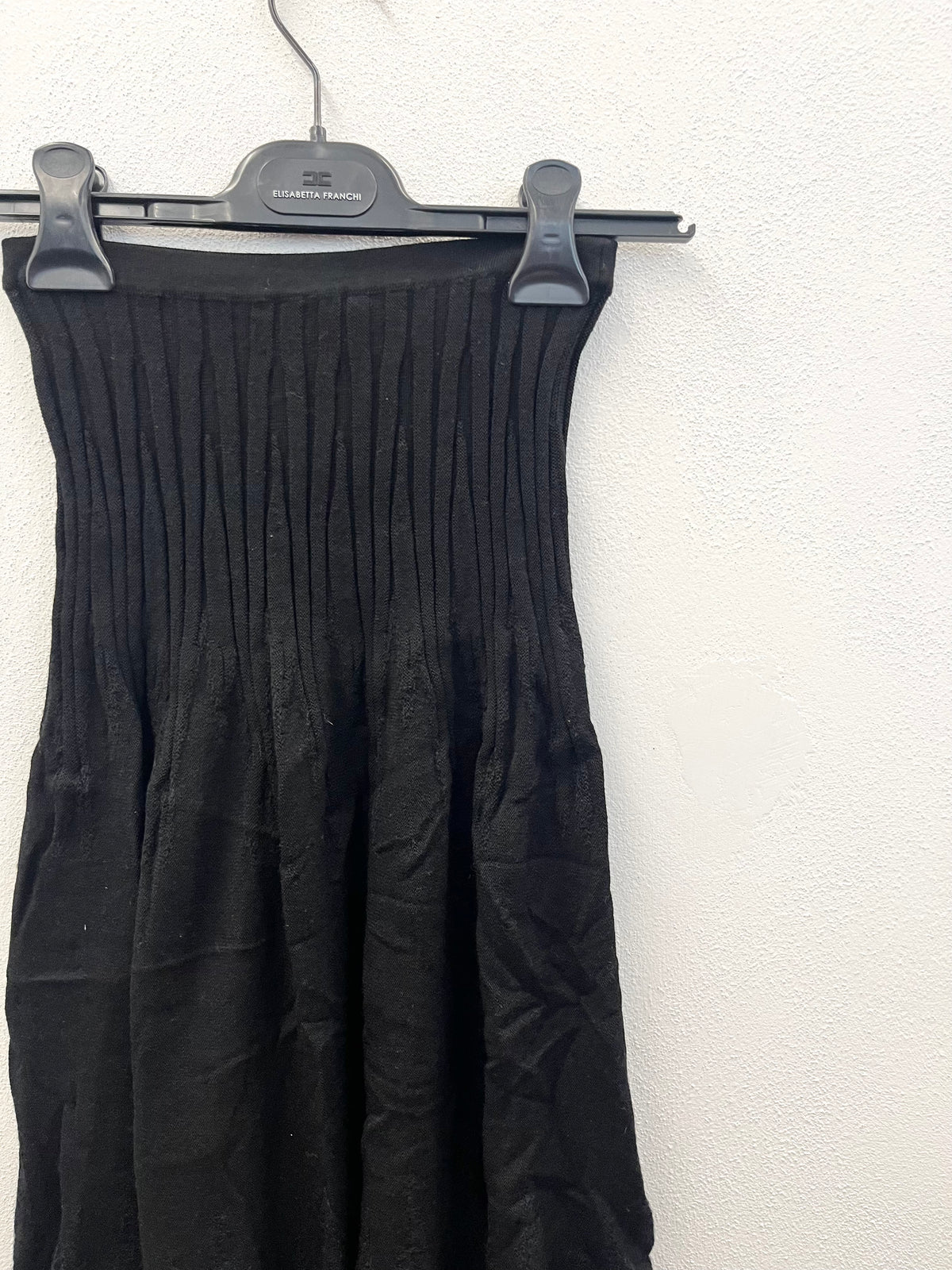 Gotha Black Wool Pencil Skirt