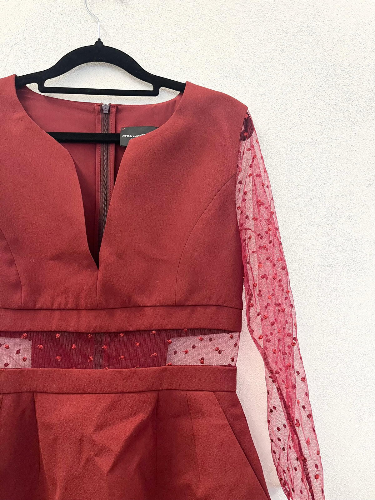 Abito Corto Bordeaux Atos Lombardini con Maniche Tulle