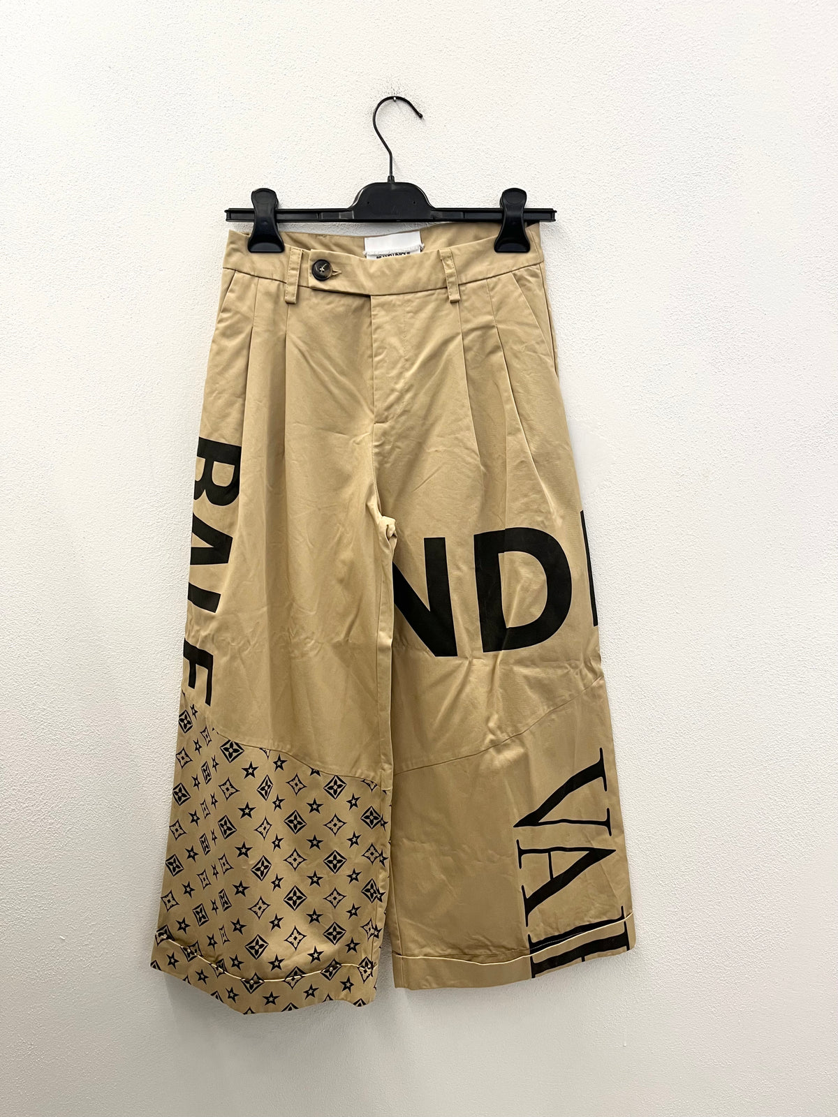 Pantaloni Beige con Stampe e Monogram