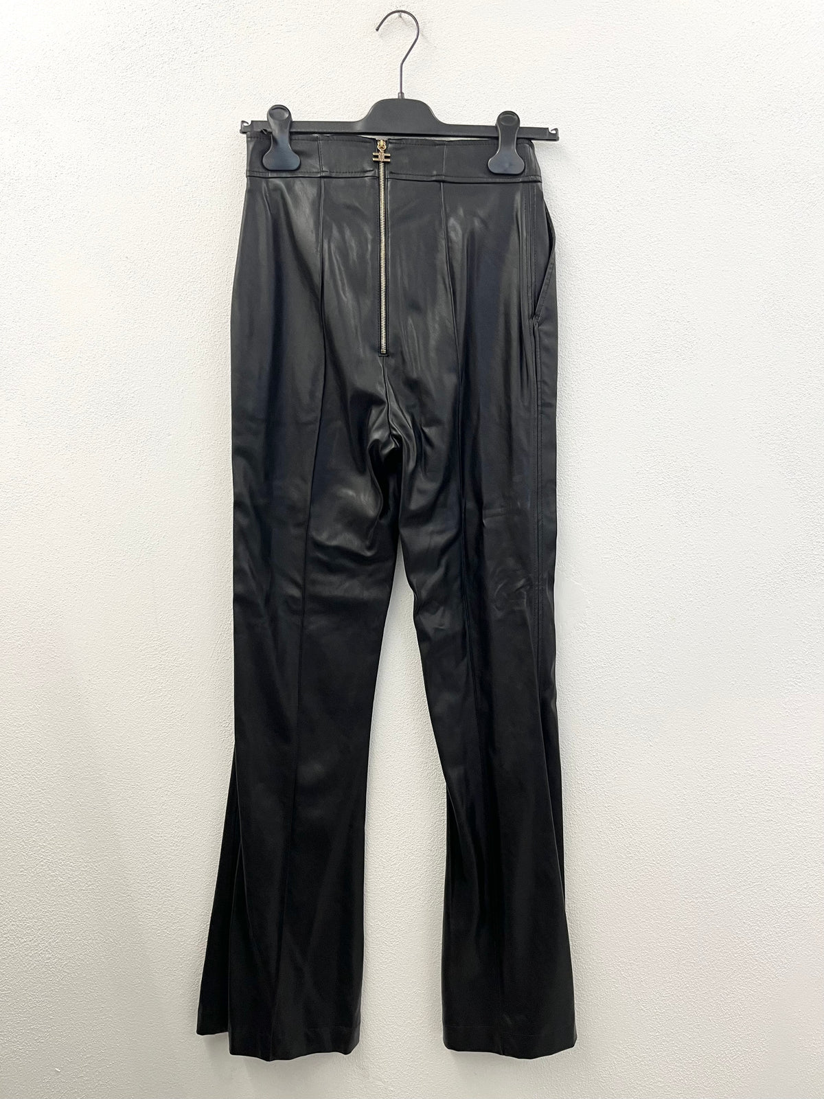 Pantaloni Neri Effetto Pelle Elisabetta Franchi
