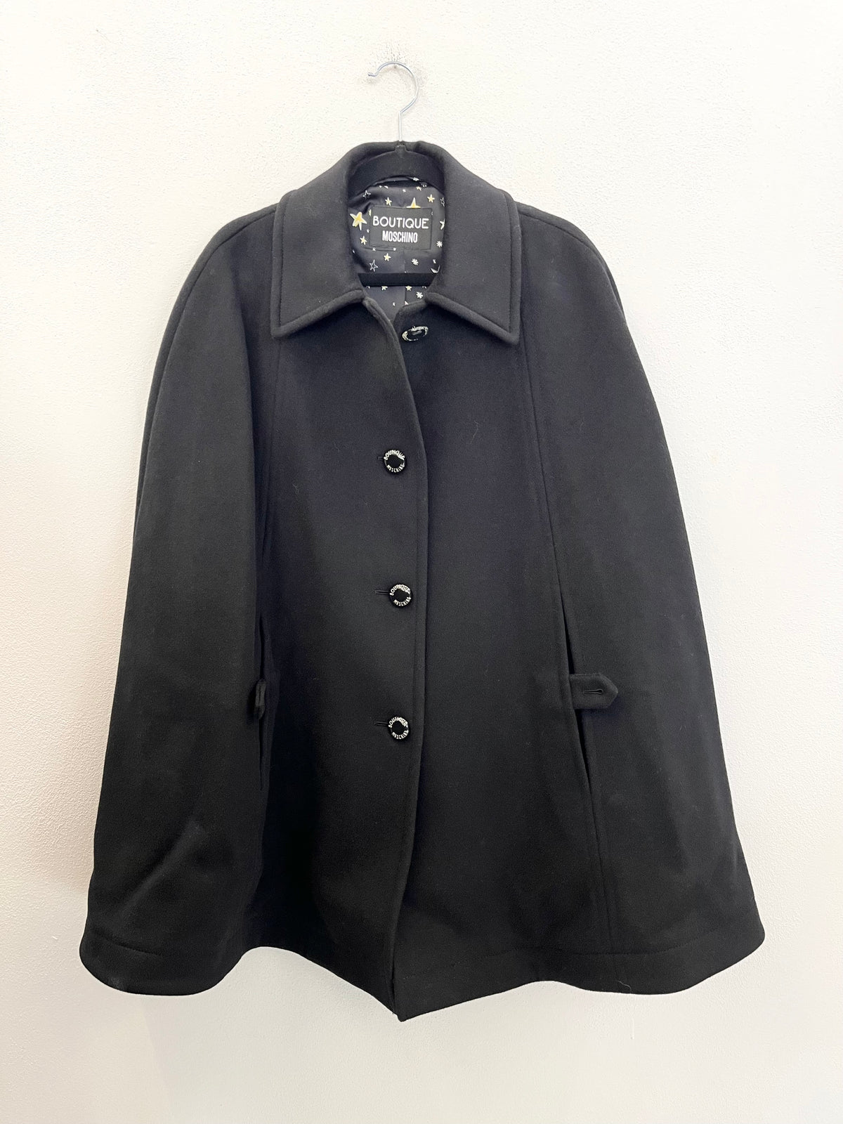 Cappa Boutique Moschino Nera