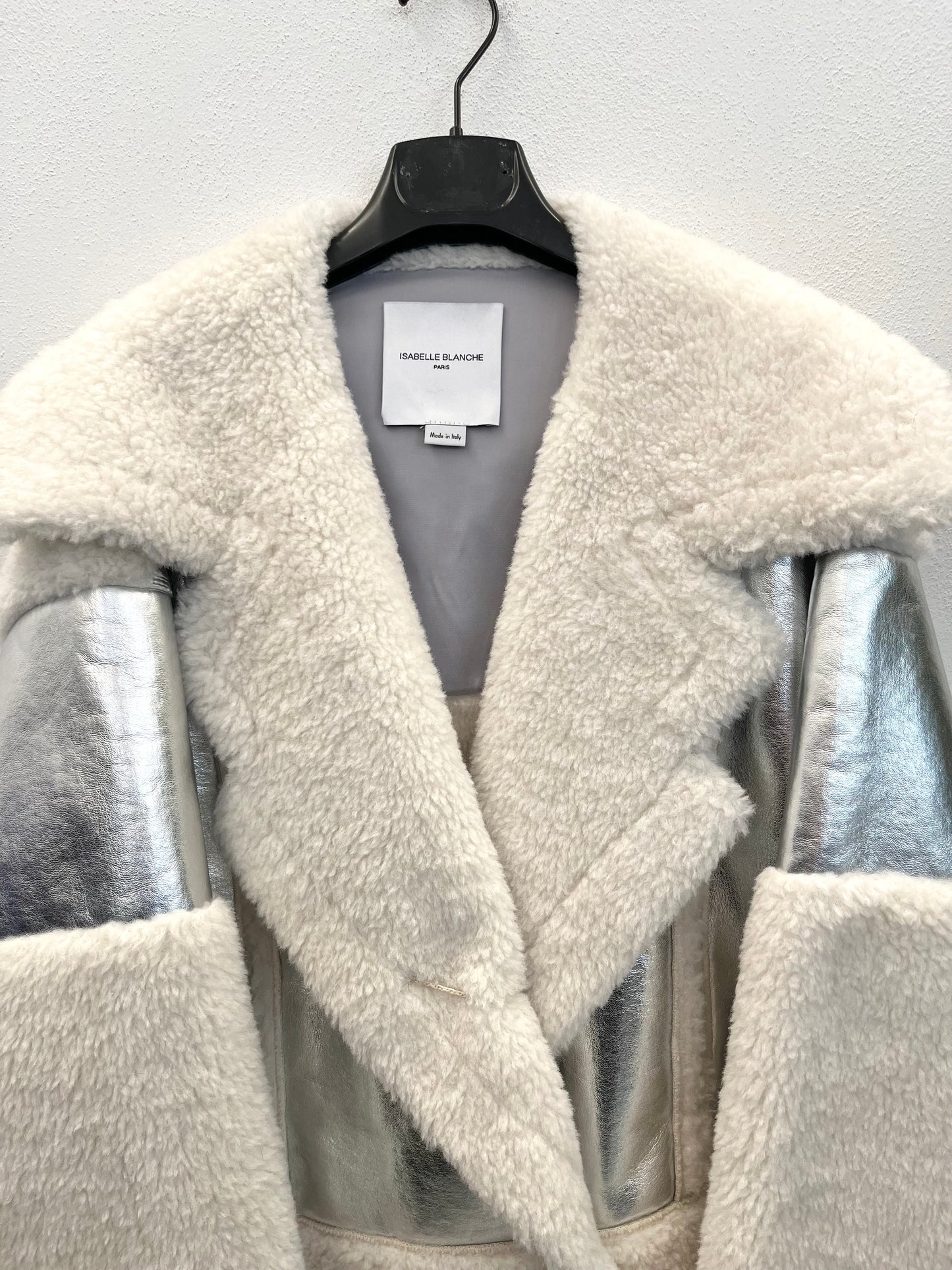 Sheep echoes of Isabelle Blanche