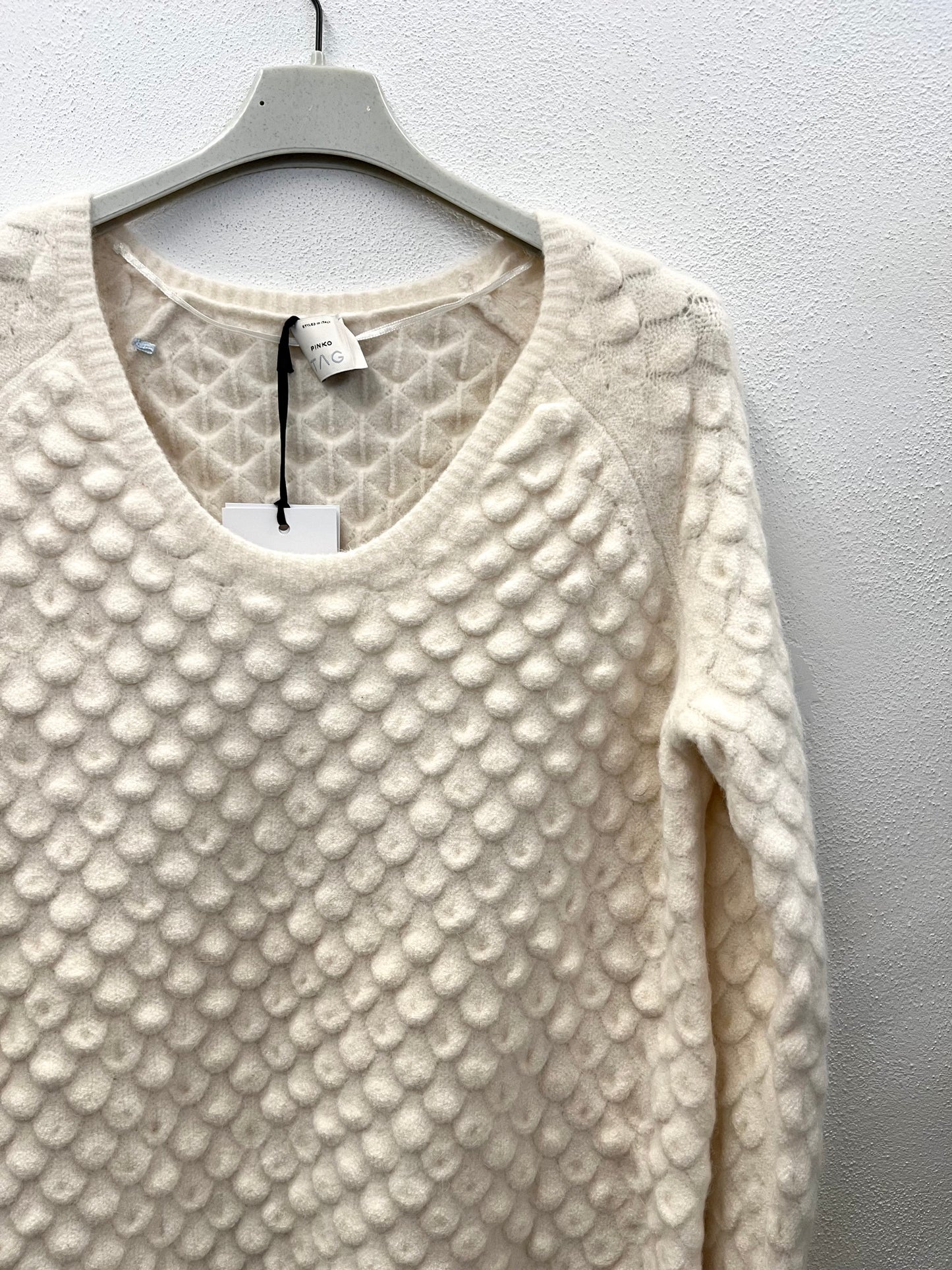 Pinko Tag Sweater