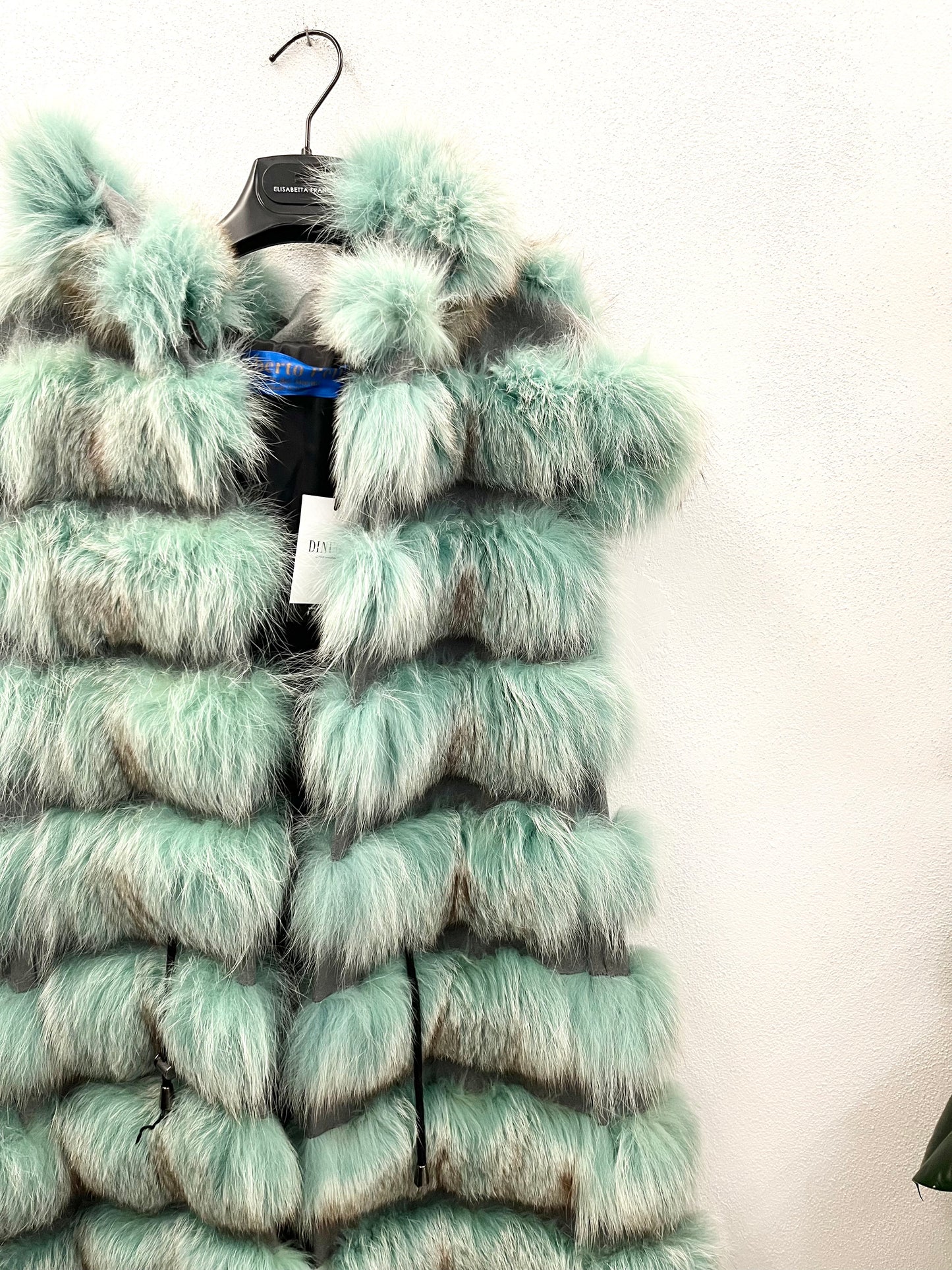 Gilet in volpe di Roberto Pelle