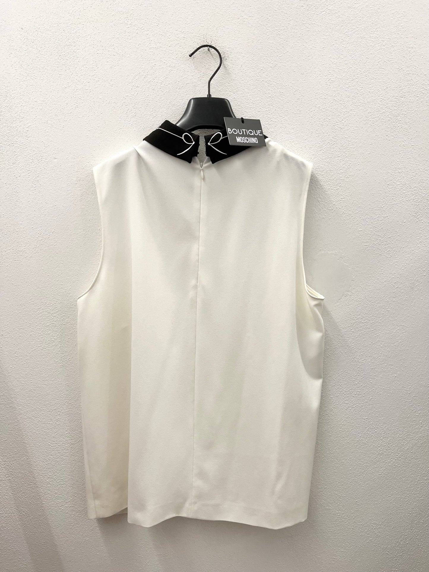 Top Boutique Moschino