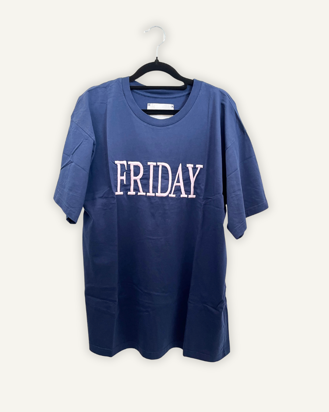 T-shirt di Alberta Ferretti con ricamo "FRIDAY"