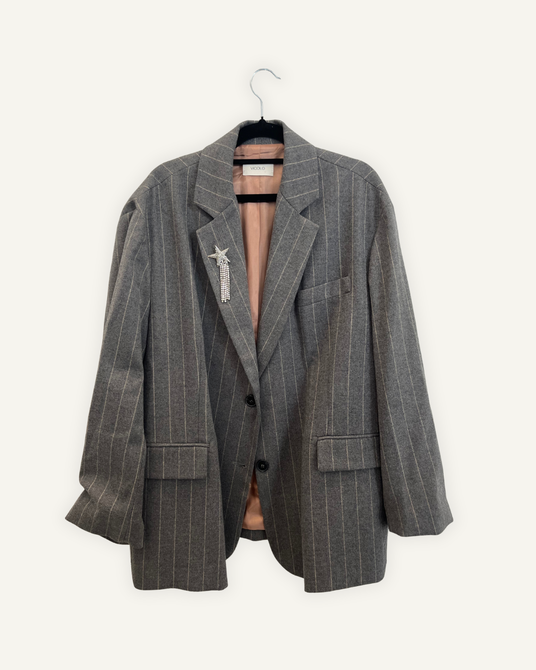 Giacca Blazer Vicolo Oversize Grigia Gessata con Spilla Stella