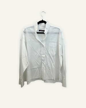 Camicia True NYC a polo minimalista