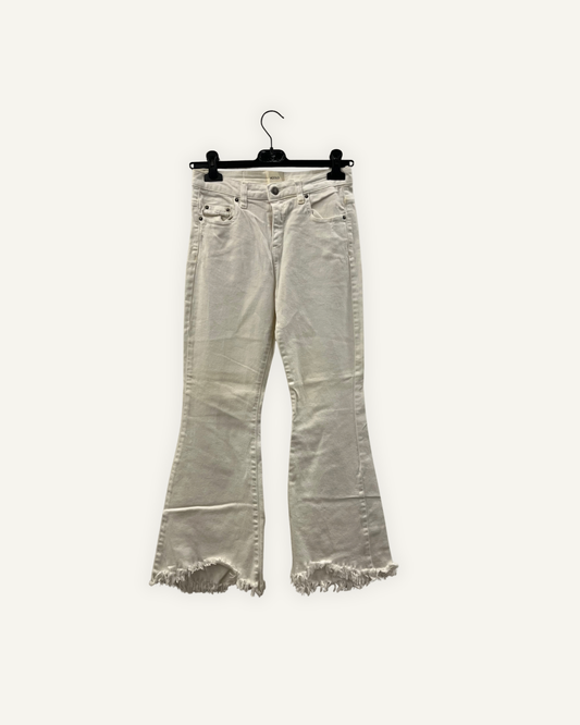 Jeans flare Vicolo bianchi con orlo sfrangiato