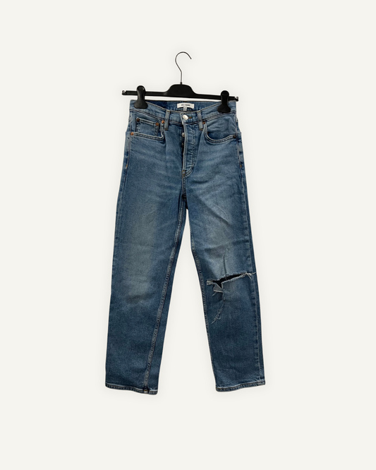 Jeans dritti Re/Done con strappo al ginocchio