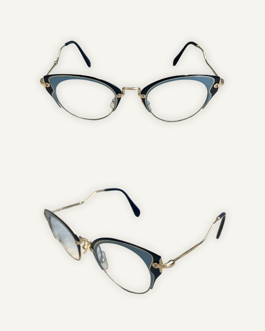 Occhiali da sole Miu Miu a giorno cat-eye