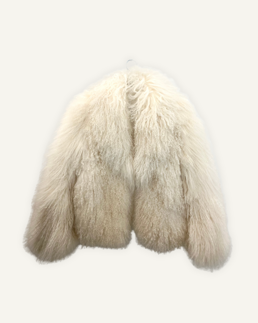 Pelliccia ecru in agnello di Mongolia Artigianale