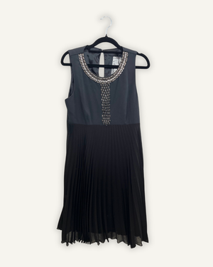 Abito da Cocktail di Pinko Nero con Scollo Gioiello