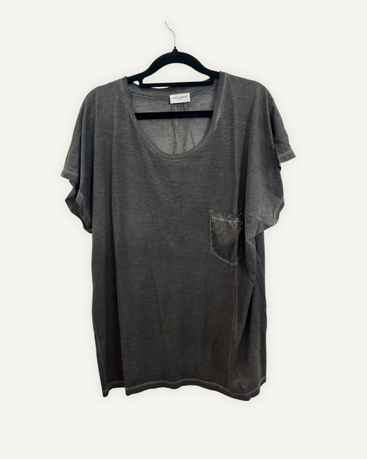 T-Shirt Saint Laurent Oversize Effetto Scolorito con Taschino