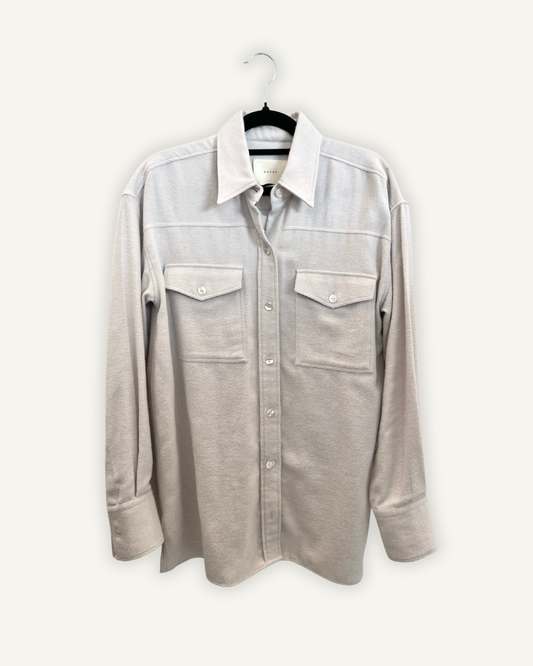 Camicia Oversize di Xacus in Panno con Tasche a Toppa