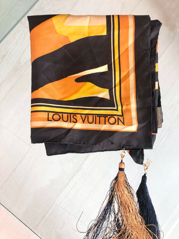 Louis Vuitton scarf